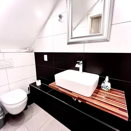 Villa Orchard Frankfurt 5* Kriftel