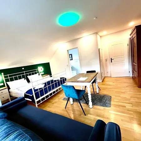 Villa Orchard Frankfurt Bed & Breakfast