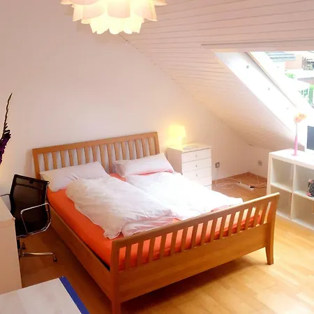 Villa Orchard Frankfurt Bed & Breakfast