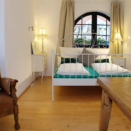 Bed & Breakfast Villa Orchard Frankfurt Kriftel