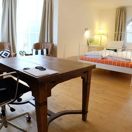 Bed & Breakfast Villa Orchard Frankfurt Kriftel