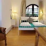 Orchard Frankfurt - Trade Fair Airport 5* Kriftel