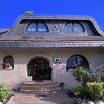 Bed & Breakfast Orchard Frankfurt - Trade Fair Airport 5*