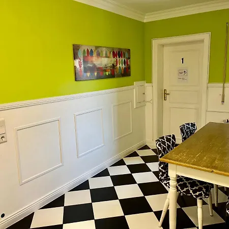 Orchard Frankfurt Bed & Breakfast