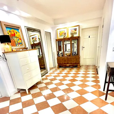 Orchard Frankfurt Schlüsseltresor 5* Kriftel