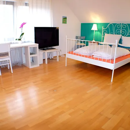 Oda ve Kahvaltı Villa Orchard Frankfurt