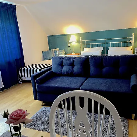 Orchard Frankfurt - Trade Fair Airport Bed & Breakfast 3*