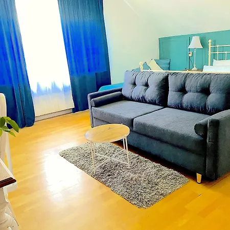 Villa Orchard Frankfurt Oda ve Kahvaltı Kriftel