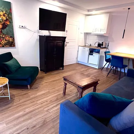 Bed & Breakfast Villa Orchard Frankfurt - Trade Fair Airport Kriftel