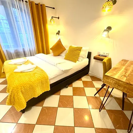 Villa Orchard Frankfurt - Trade Fair Airport