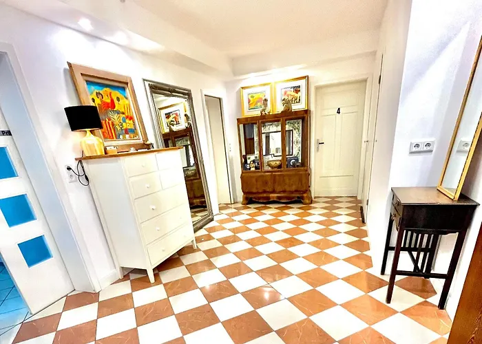 Villa Orchard Frankfurt - Trade Fair Airport 5* Kriftel