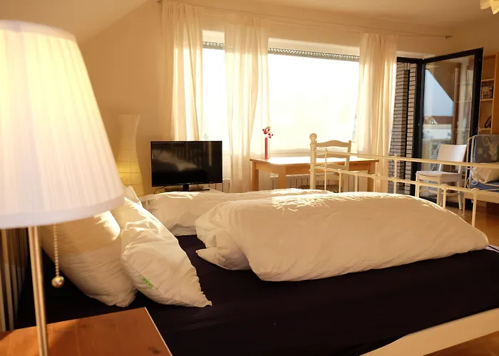 Orchard Frankfurt Bed & Breakfast