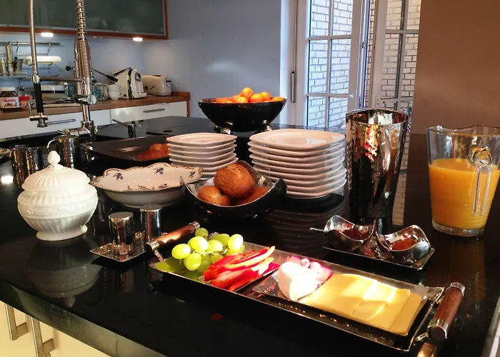 Orchard Frankfurt Bed & Breakfast