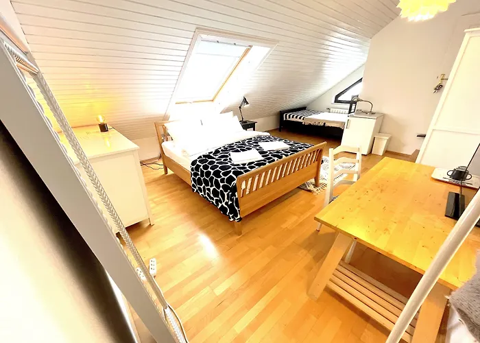 Villa Orchard Frankfurt - Trade Fair Airport 5* Kriftel