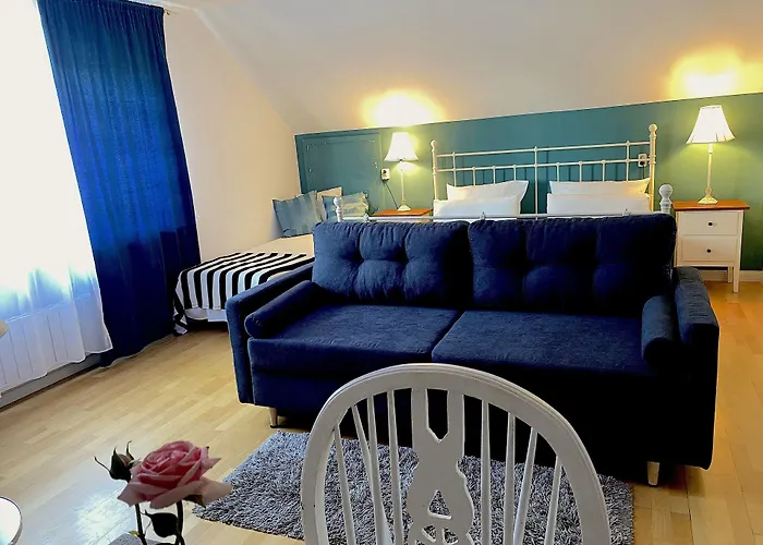 Orchard Frankfurt Bed & Breakfast 5*