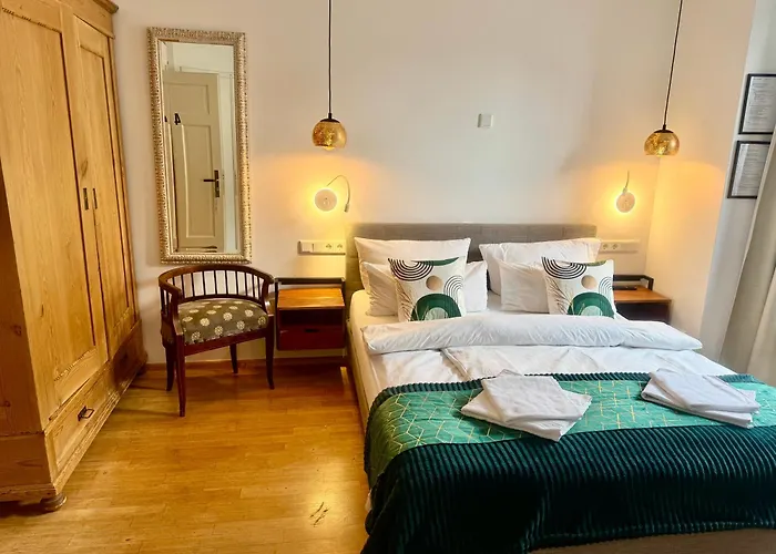 住宿加早餐酒店 Orchard Frankfurt - Trade Fair Airport Kriftel