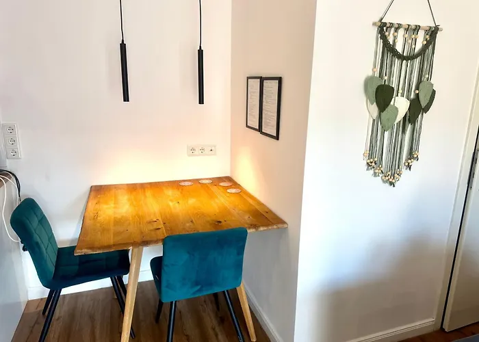 Orchard Frankfurt - Trade Fair Airport 住宿加早餐酒店 Kriftel